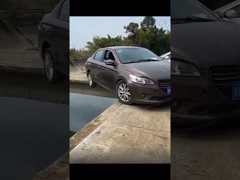 Есть ли в этом авто видеосистема интеллектуальной помощи водителю?)))