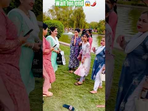 Hi re garmai jaan !! हाय रे गर्मी #shorts #youtube #reaction #funny #fun #comedy #cute #girl #public