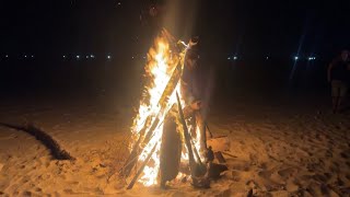 Kỷ niệm biển đêm: đốt lửa bất thành, nhậu dưới mưa vẫn vui 🤩