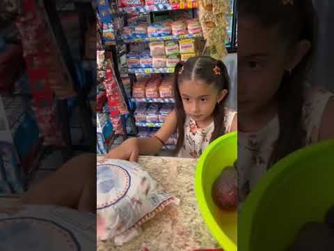 Las niñas de la tiendita 🤣🤣 #humor #contenido #comedia #memes #paraty #like #funny
