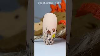 Small Autumn Details 🍂 @madamglamofficial  #autumnnails #fallnail #nailtutorial