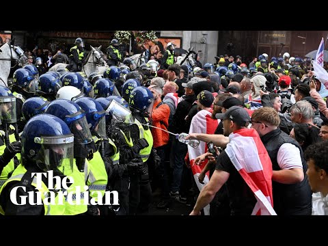 Protesters clash with police at far-right rally in London