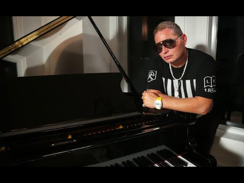 Scott Storch making Beats in the Studio! Vol.3