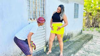 Severino trabalha pra olhar a lapa de TESTA  Vizinha