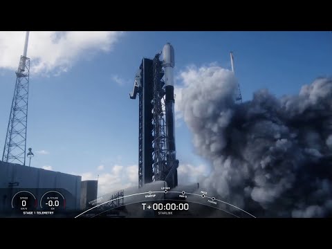 Blastoff! SpaceX launches Starlink batch on booster's record-breaking 25th flight, nails landing