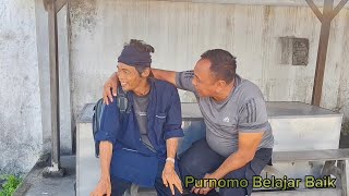 INI VIRAL BENERAN ANEH SEKALI.KETEMU DI PINGGIR JALAN SEORANG PEMUDA PINTAR HEBAT KOK BISA BEGINI YA