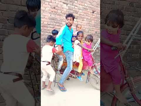 पापा मैं कहां पर बैठा हूं??#funny #shortfeed #comedy #viral #trending #shortvideo #youtubeshorts