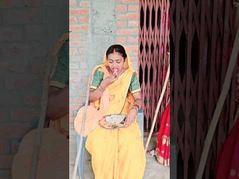 अपाहिज की भक्ति🙏और माता रानी की महिमा 👣🙏 #shorts #emotional #matarani #viral #trending #shortsfeed