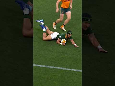 van der Merwe has the <strong>pace</strong> on the outside! 🏃‍♂️💨 #StanSportAU #Wallabies #TheFlightCentreSeries