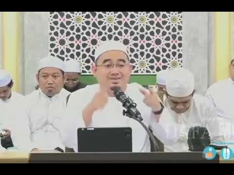 ceramah guru Ahmad zaini.berziarah kepada wali yang masih hidup dan sudah wafat