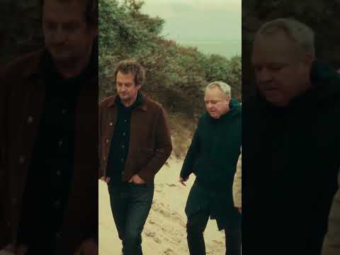 “Drink nog een glas met mij, stort je hart erbij.”

@blofband @Racoonband #Glas