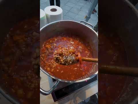 ZIMOWY GULASZ DLA WSZYSTKICH