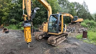 Installing and Plumbing a Hammer on an Excavator