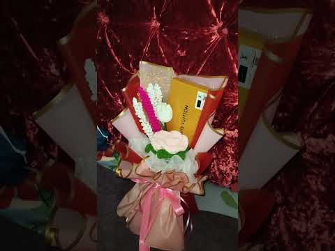 rushed order but still slays✨ #crochet #flower #shorts