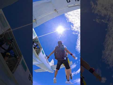Skydiving ||I Jumped || I Soared #youtube #youtubeshorts #skydiving #hittvfun #fun #adventure
