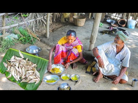 small fish vapa in banana leaves recipe cooking & eating by our grandmaa