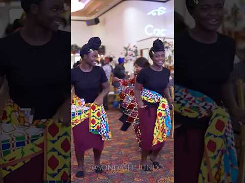 Simple and smooth wedding dance