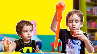 PAULINHO E TOQUINHO E A SLIME PEGAJOSA