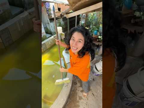 Lavar mi PISCINA! Y paso ESTO!😰 #campo #granja #viralvideo