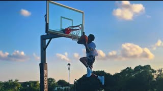 5’10… 39 Year Old With A CRAZY Two Handed Windmill!