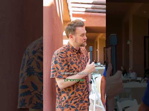 What is @phoronix’s distro of choice?