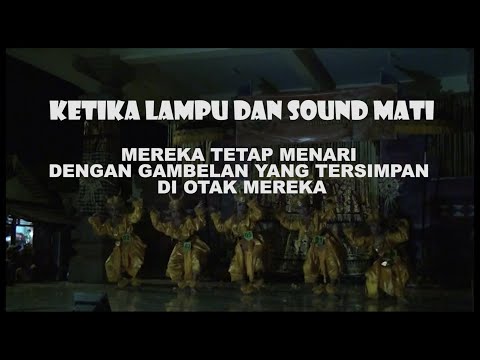 KETIKA LAMPU DAN SOUND PADAM MEREKA TETAP MENARI