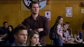 Justin comes back to school | 13 Reasons Why Season 2