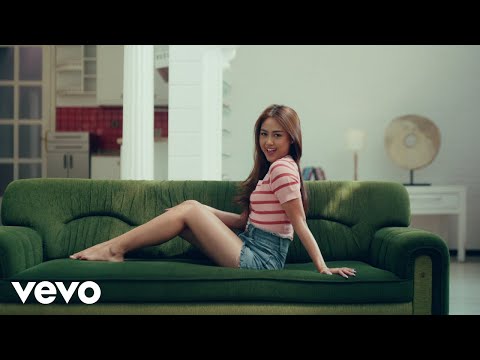 Sisca Saras - Cinta Setara (Official Music Video)