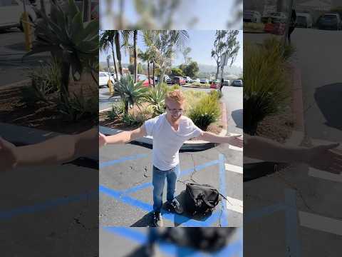 Never underestimate the power of a hug ๐ซ๐ #humanity #hope #brotherhood #wholesome #love