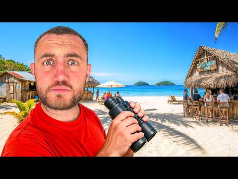 Exploring Panama's Best Tropical Island!