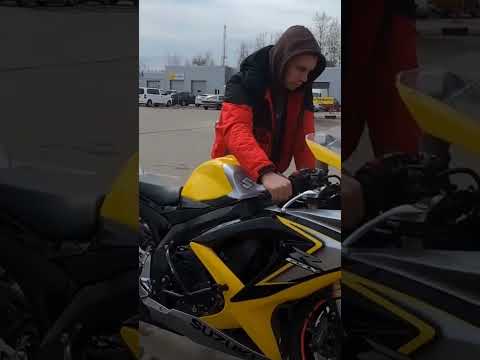 Смотрим Джику. Suzuki GSX-R 750 K8