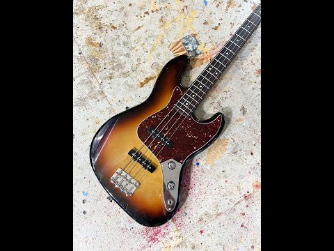 J4-2157 Olinto 4-String Jazz Bass - 3 Burst played by Mitch Friedman