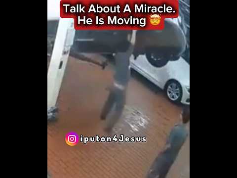#mechanic #carrepair #bmw #white #car #ytshorts #ytshort #ytviral #miracle #trendingshorts #home #yt