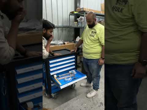Watch VLOG 175: Workshop Mein New Tools Aagye!! Business Optimise karna important hai