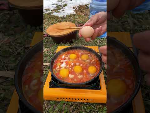 Eggs and instant noodles