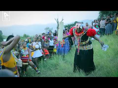 Zulu Maiden Umkhehlo #zulu #dance #southafrica #culture #mzansi #africa #umemulo #africandance