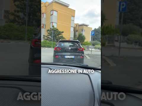 🚘Aggressione in auto #consigli #difesapersonale #automobile #selfdefense #shortsviral