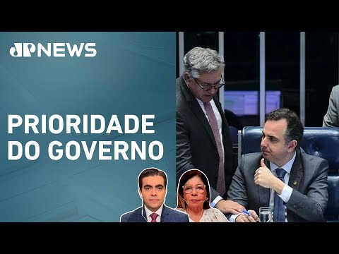 Senado aprova texto-base do pacote de corte de gastos; Vilela e Dora Kramer analisam