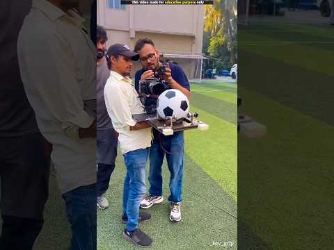 फिल्मों में football हवा में कैसे उड़ाते हैं 😲#football