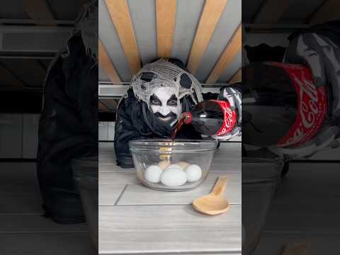 Monster makes jelly eggs 😂🤷‍♂️👻 #shorts