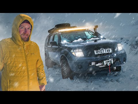 Off-Roading our £1500 Cheap 4x4 During a Winter Storm at Night