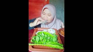 lalapan daun antanan, pete mentah sambel goang#shorts