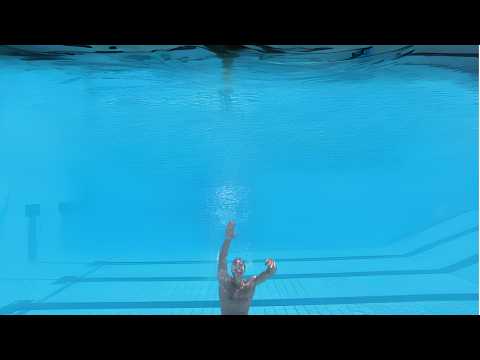 O QUE FAZER SE CAIR NUMA PISCINA FUNDA? (tรฉcnicas para sustentar-se por muito tempo)