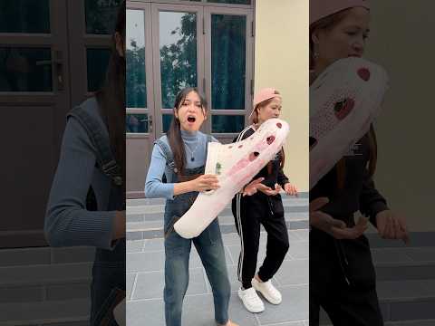 Cute😭món quà bất ngờ từ em trai👍 #funny #comedy #cute