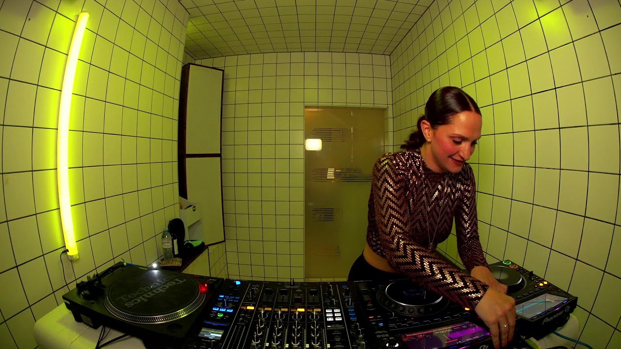 Nathalie Capello | HÖR – August 5 / 2025