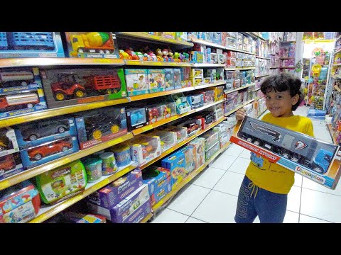 VIDEO EDUCATIVO BERNARDO BRINCA NA LOJA DE BRINQUEDOS PARA CRIANÇAS #SHORTVIDEO #CRIANÇA #YOTUBEKIDS