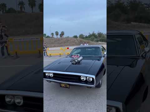 VOY CON MI SUPRA Y UN R34 A UN EVENTO Y VEMOS ESTO…