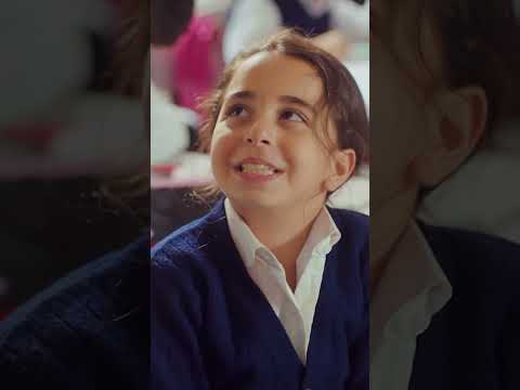 قام برسم صورة جاندان 😍 - ابنتي #shorts