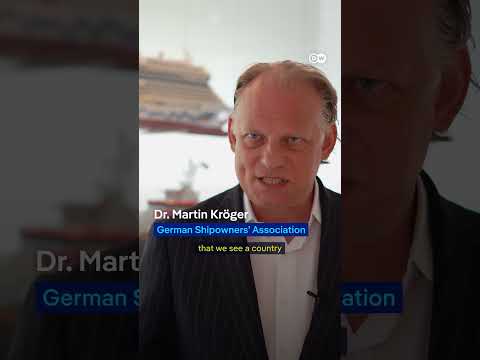 The world’s shipping companies are facing a two-front squeeze | DW Business