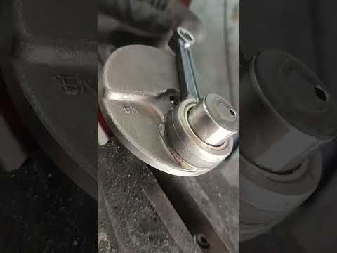 #mechanic #mechaniclife#automechanic #uk #usa #foryou #viral#fyp #mechanico #garage #workshop
